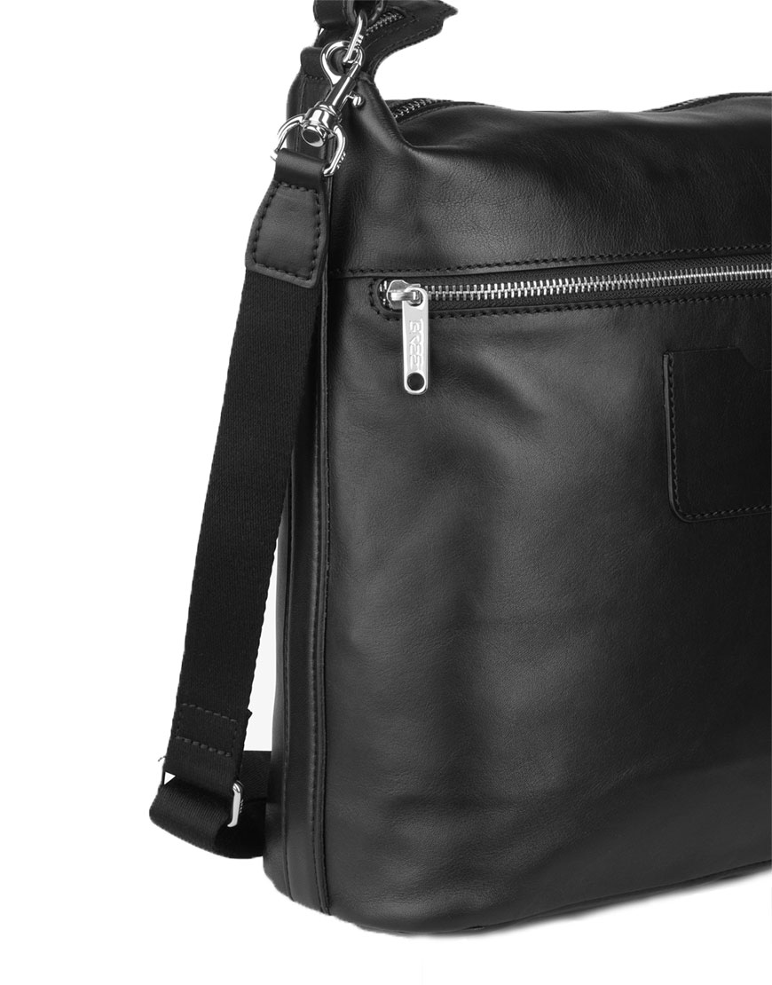 BREE Stockholm 5 black leather shoulder bag δέρμα τσάντα ώμου μαύρο 1970