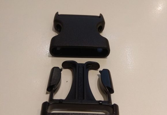 Pnch clip black