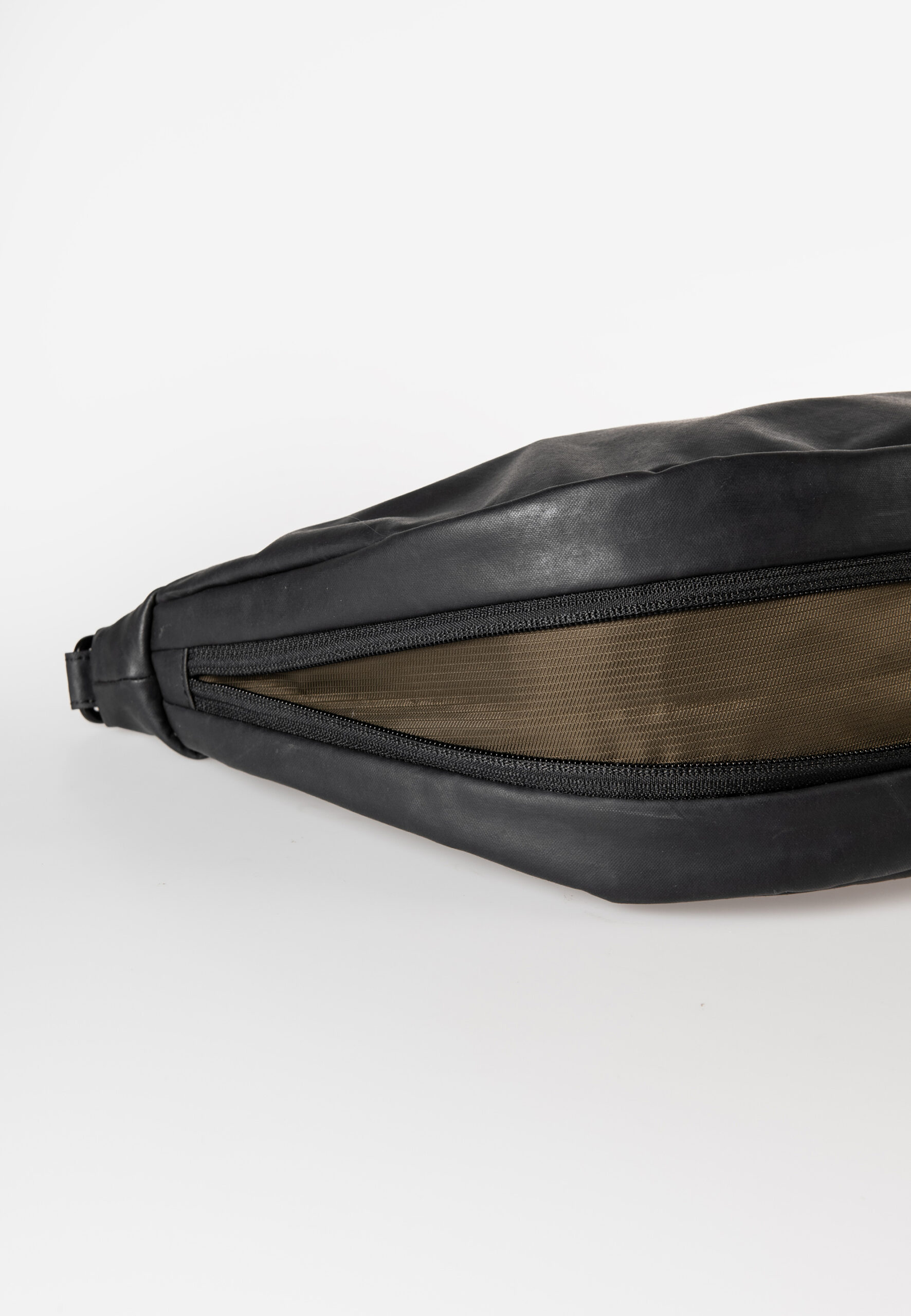 10407-0_Yoshii- JapanRE__5